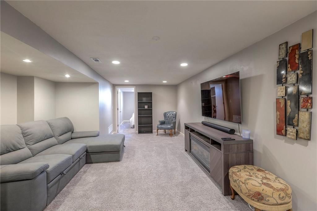 11311 E 50th Street — photo 21