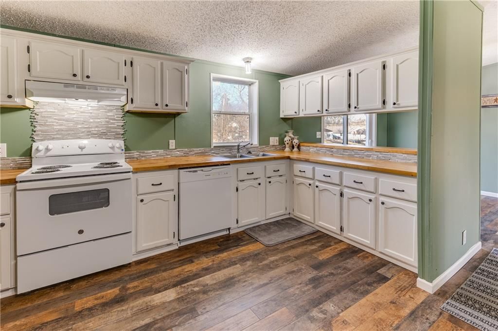 618 Locust Street — photo 13