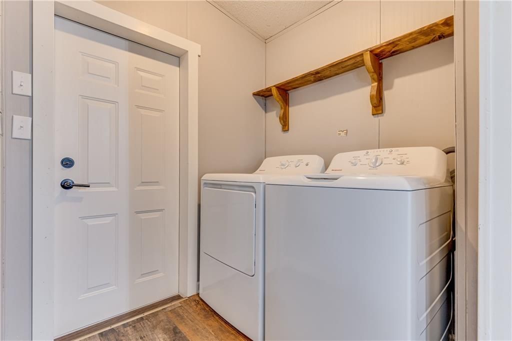 618 Locust Street — photo 16