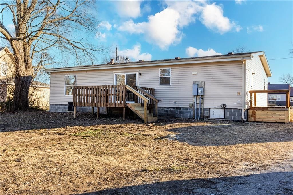 618 Locust Street — photo 35
