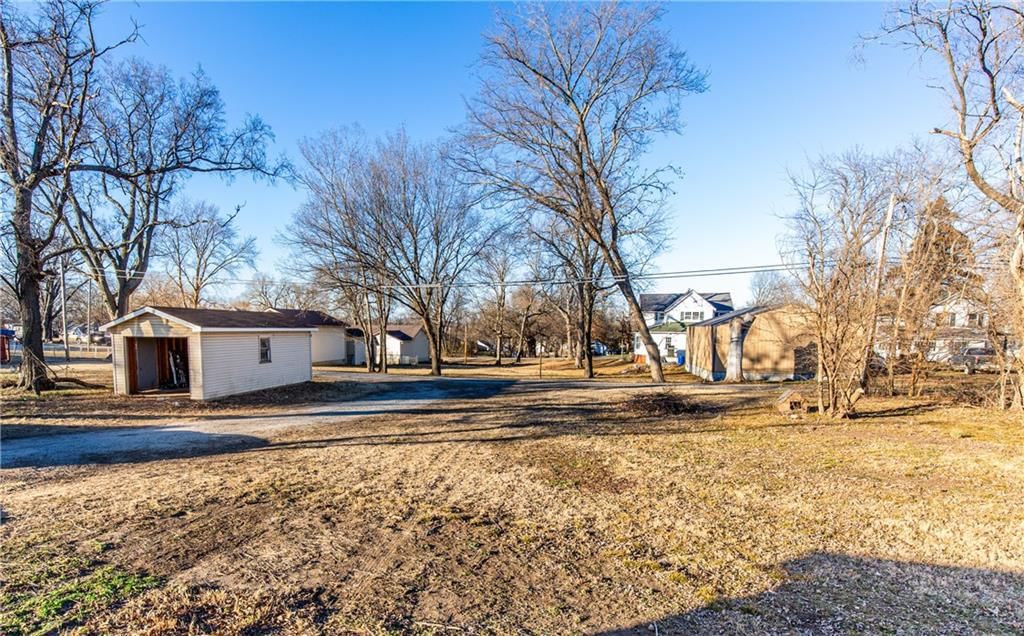 618 Locust Street — photo 36