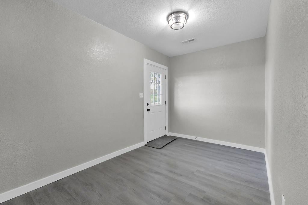 5910 SE Easton Road — photo 6