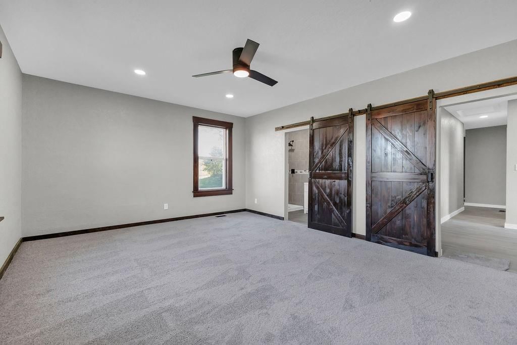 5910 SE Easton Road — photo 10
