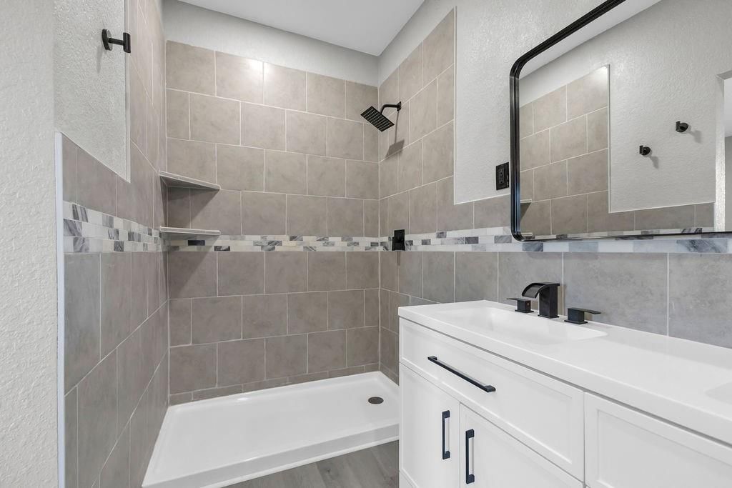 5910 SE Easton Road — photo 14