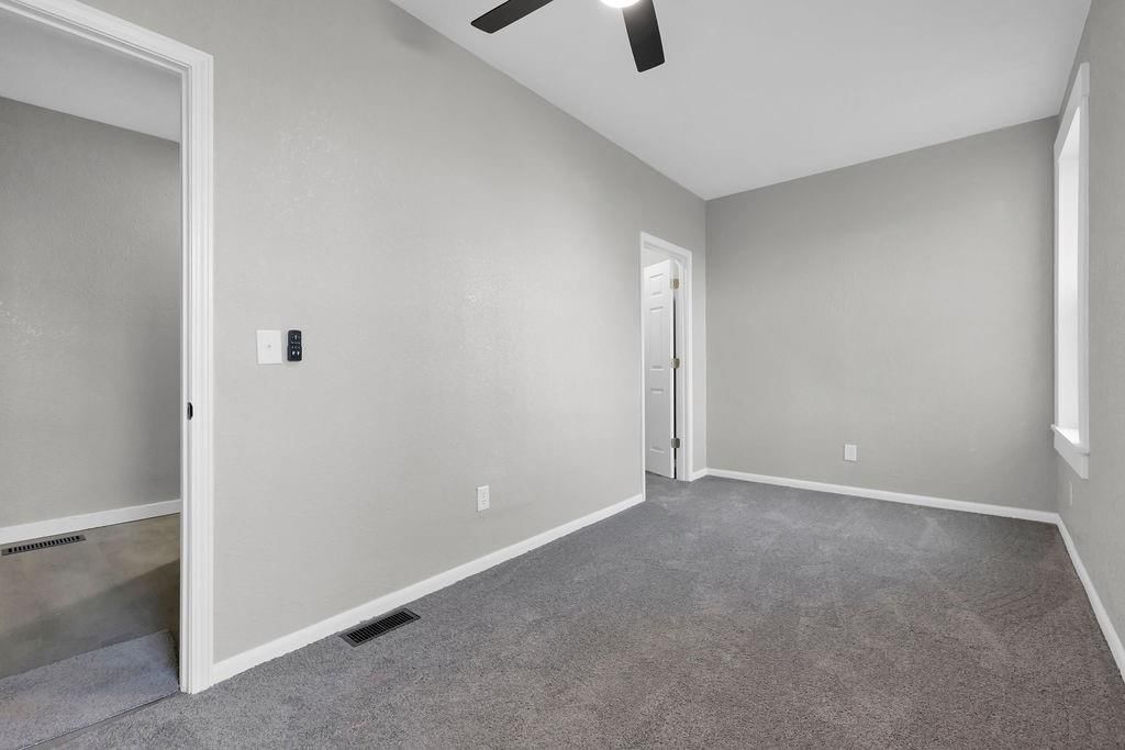 5910 SE Easton Road — photo 18