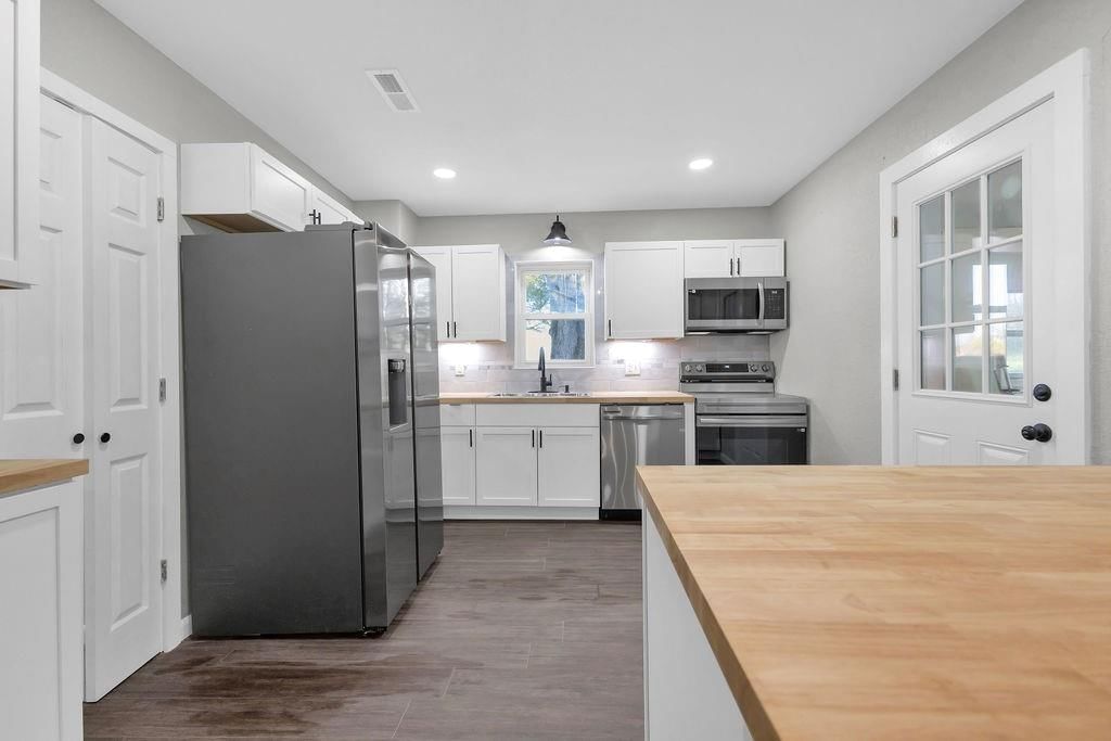 5910 SE Easton Road — photo 33