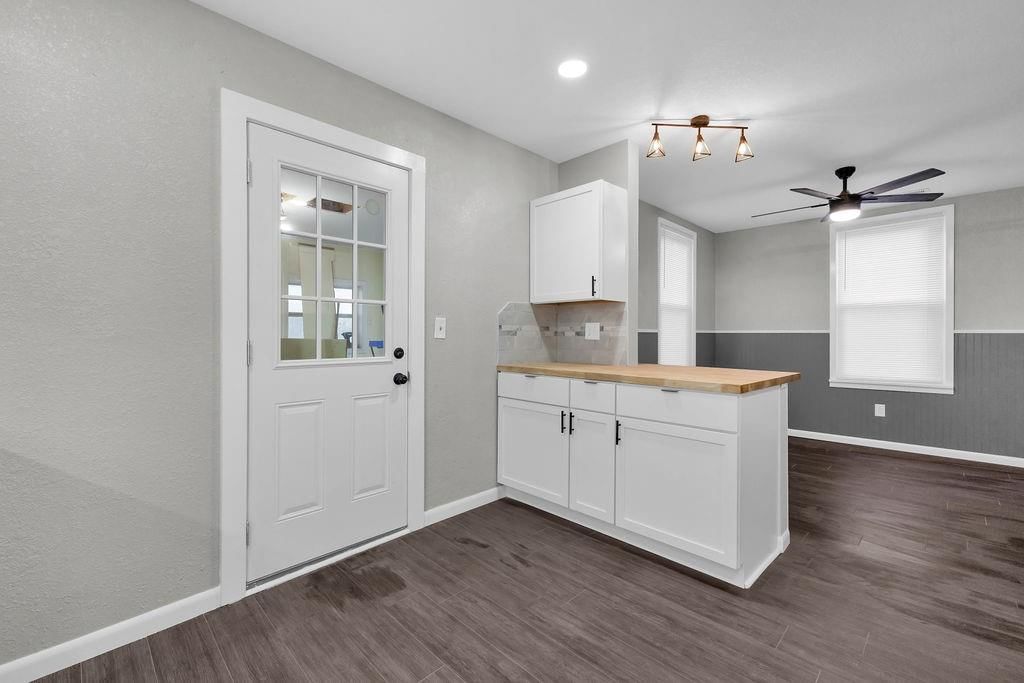 5910 SE Easton Road — photo 37