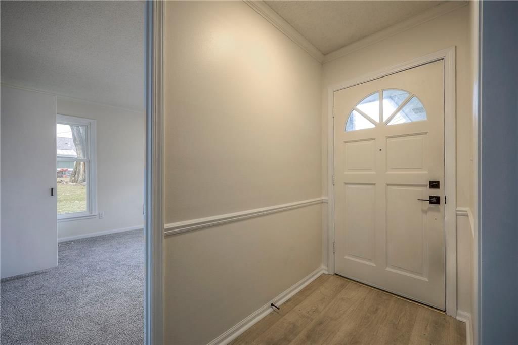 7102 Mastin Street — photo 7