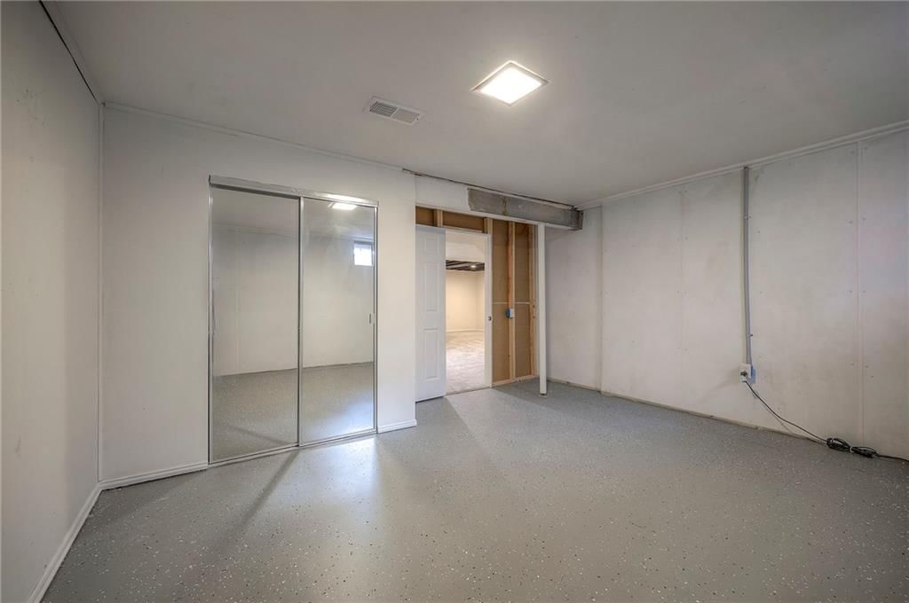 7102 Mastin Street — photo 26