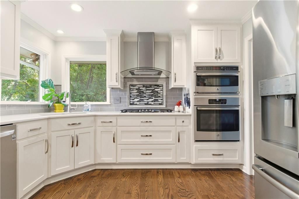 6817 Lakeshore Drive — photo 14