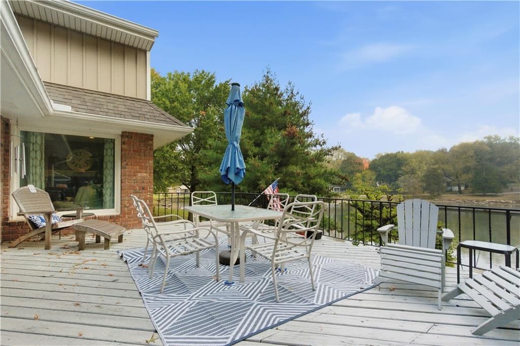 6817 Lakeshore Drive — photo 20