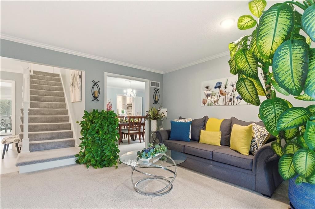 6817 Lakeshore Drive — photo 22