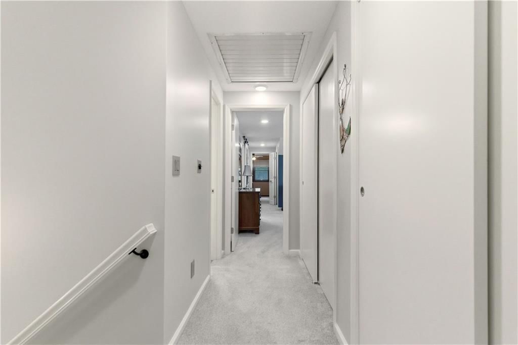 6817 Lakeshore Drive — photo 33