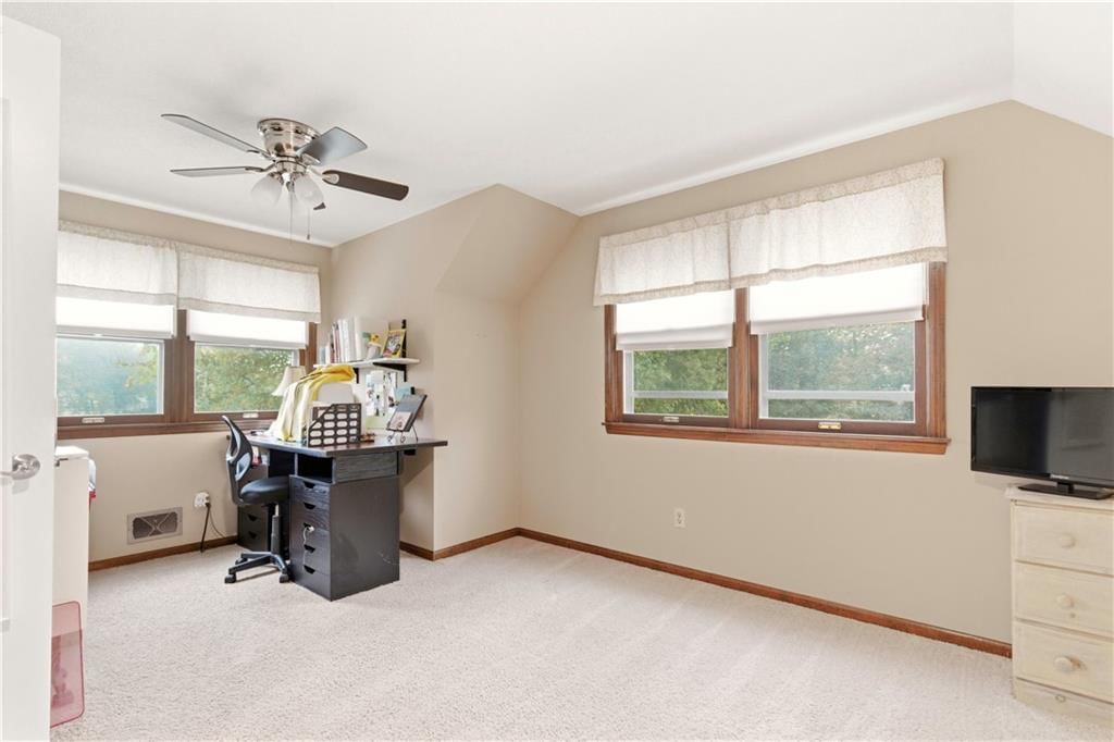 6817 Lakeshore Drive — photo 42