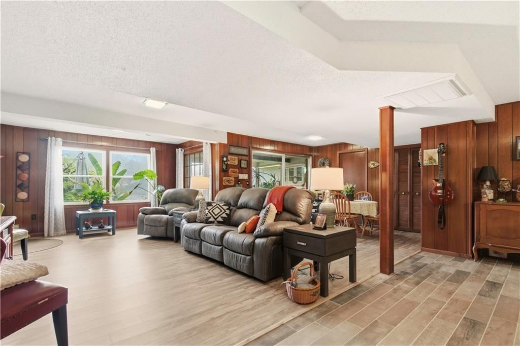 6817 Lakeshore Drive — photo 46