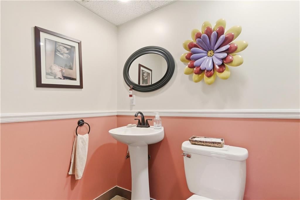 6817 Lakeshore Drive — photo 55