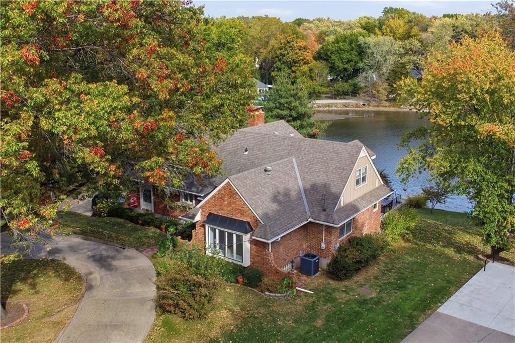 6817 Lakeshore Drive — photo 71