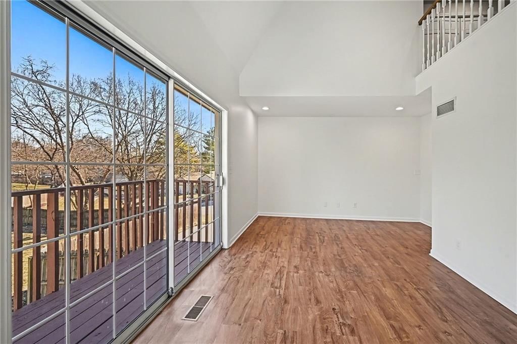8317 NW Overland Drive — photo 9