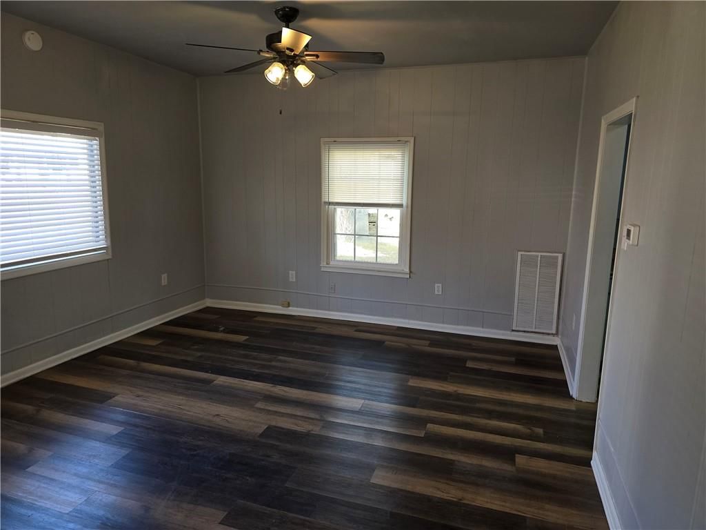 2530 Dirr Avenue — photo 4