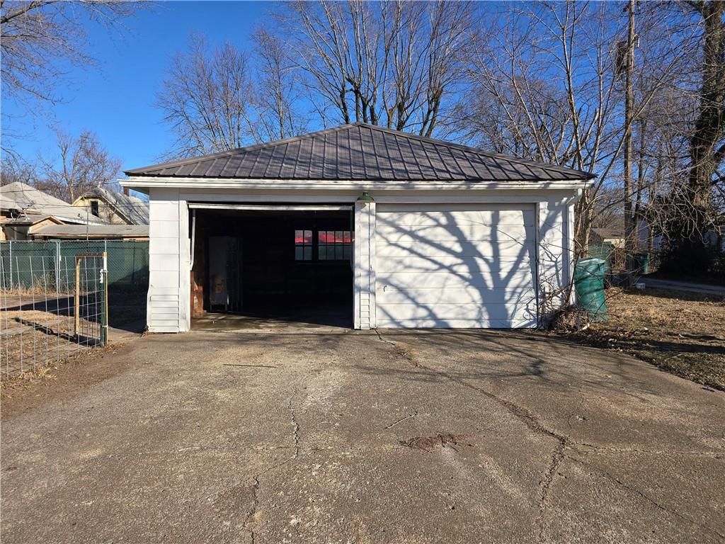 2530 Dirr Avenue — photo 6