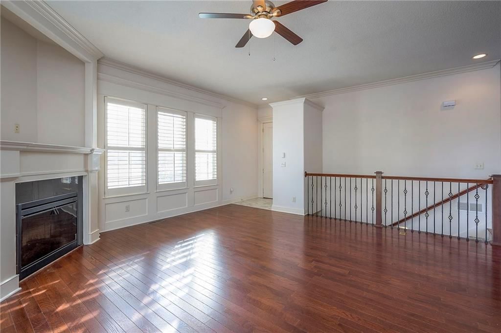 15581 S Hillside Street — photo 10
