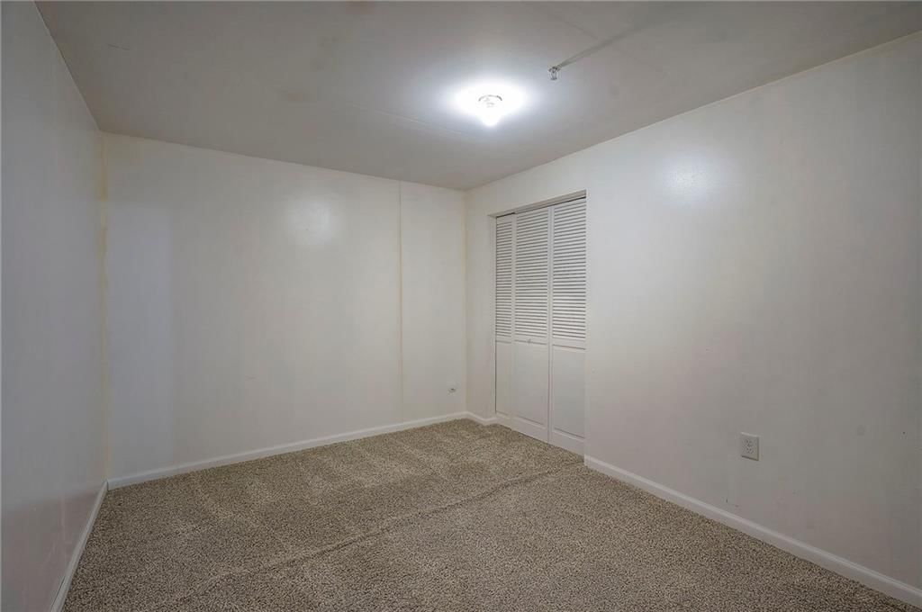 15581 S Hillside Street — photo 36