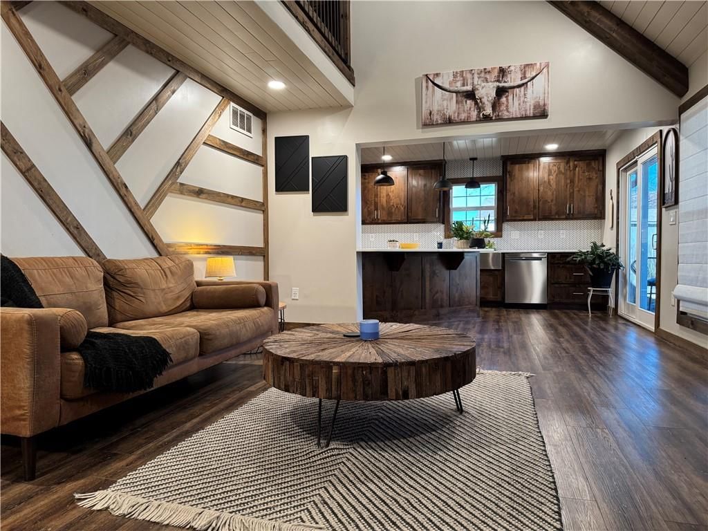 105 Horizon Avenue — photo 6