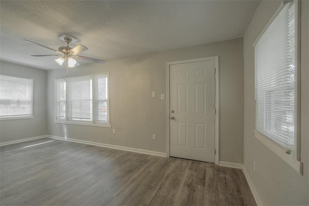 1315 N Mccoy Street — photo 3