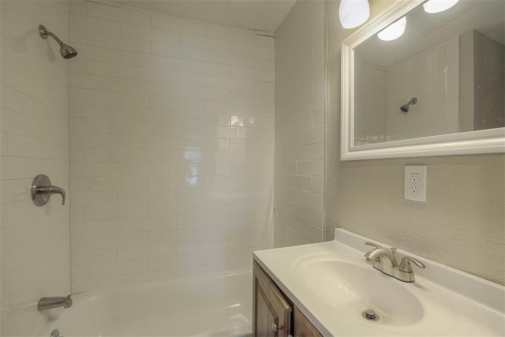 1315 N Mccoy Street — photo 12