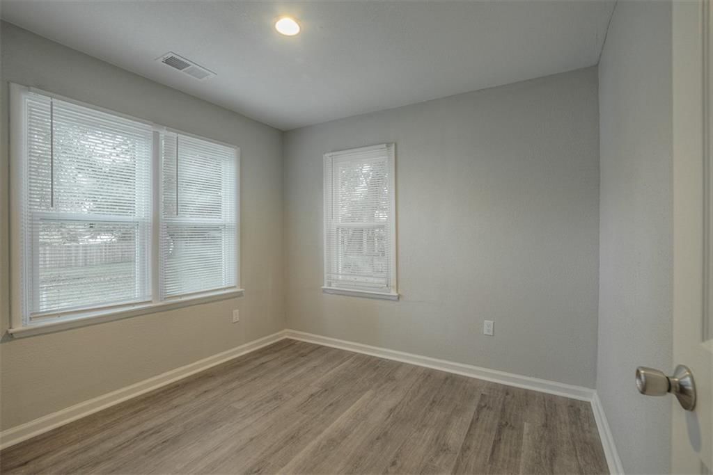 1315 N Mccoy Street — photo 15