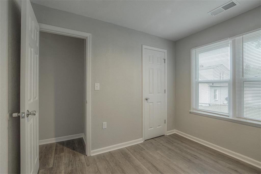 1315 N Mccoy Street — photo 16