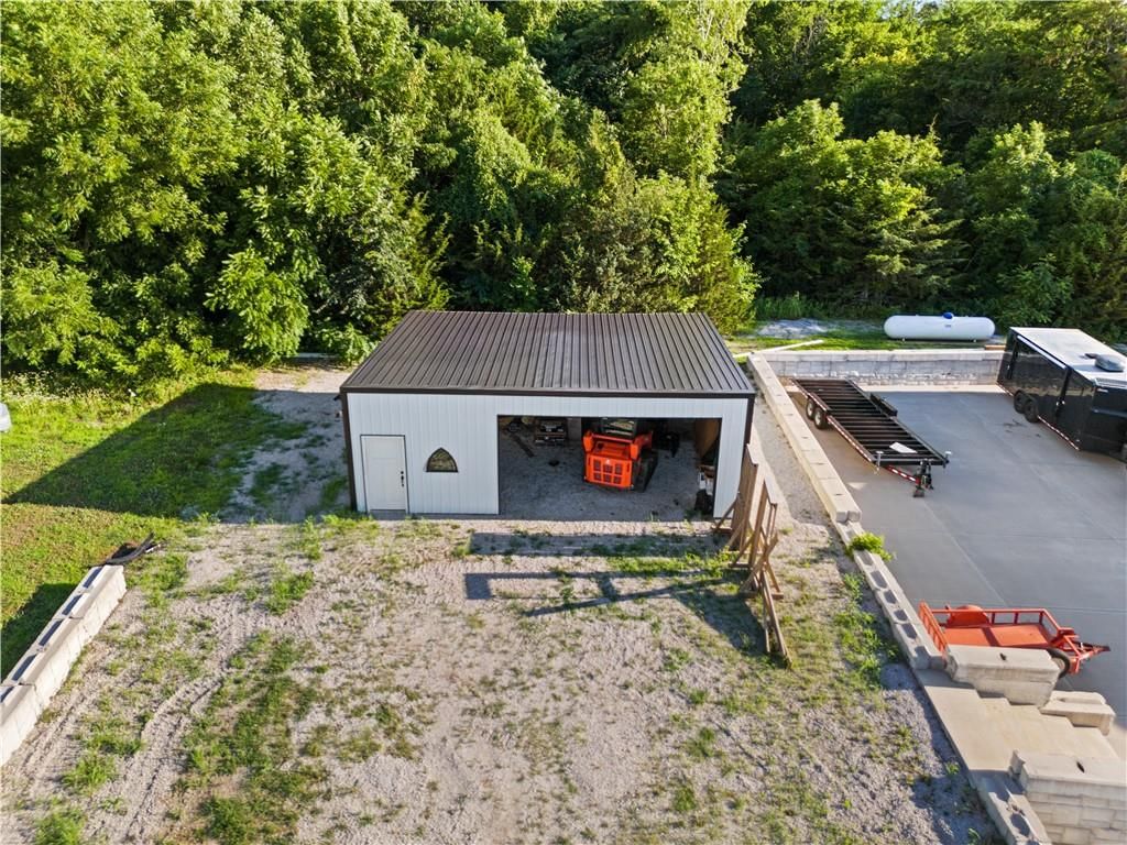 1703 SW Hawes Lane — photo 14