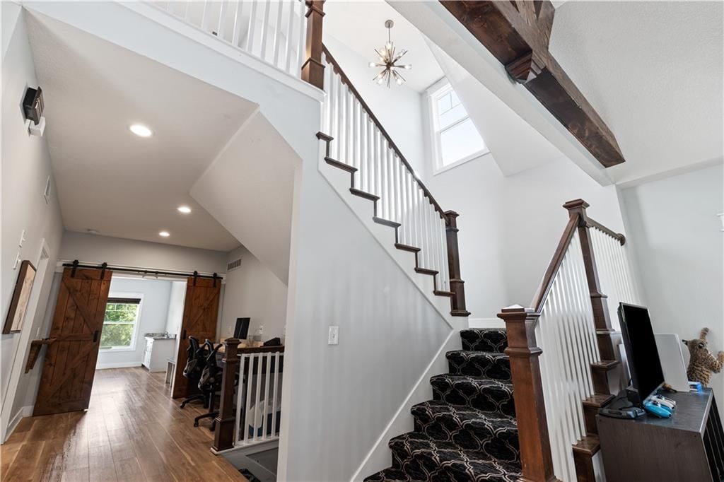 1703 SW Hawes Lane — photo 38