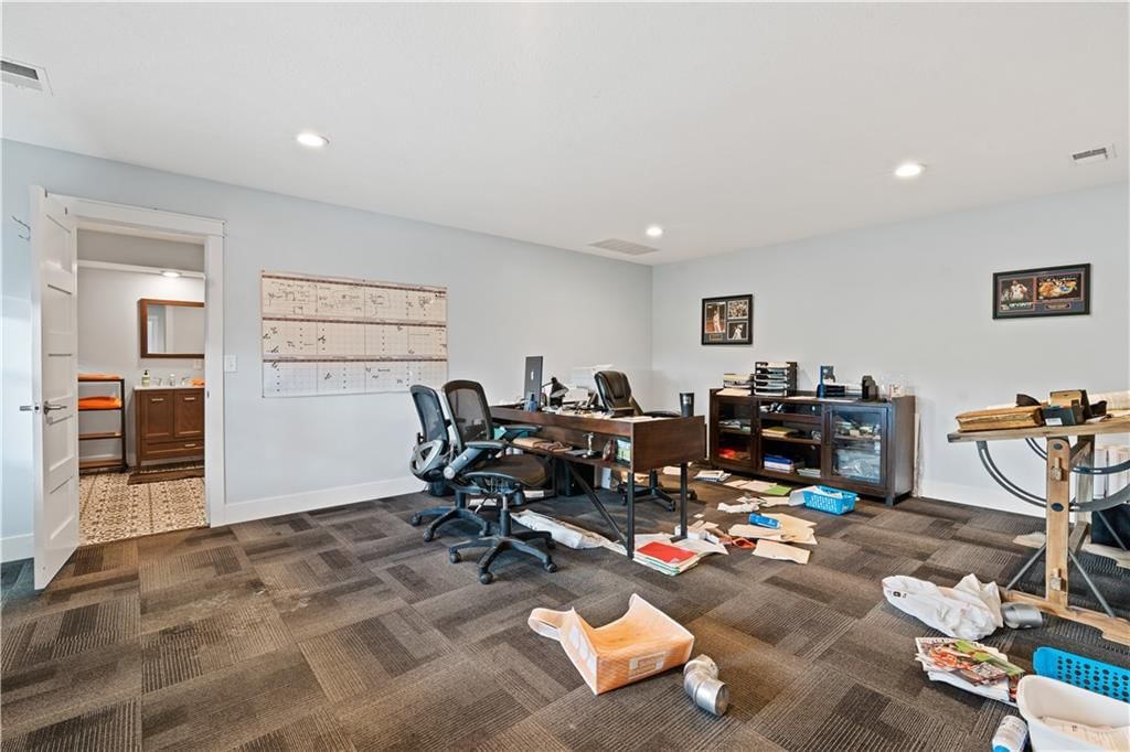 1703 SW Hawes Lane — photo 69