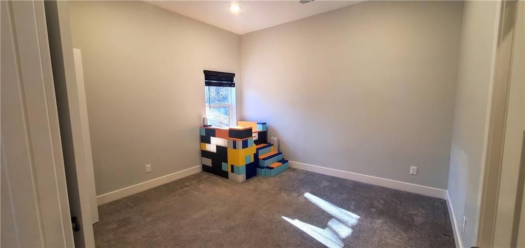7614 S Morris Road — photo 26