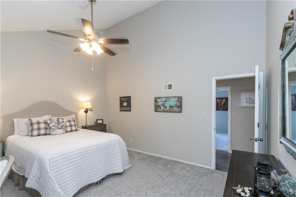 210 NE Bayview Drive — photo 19