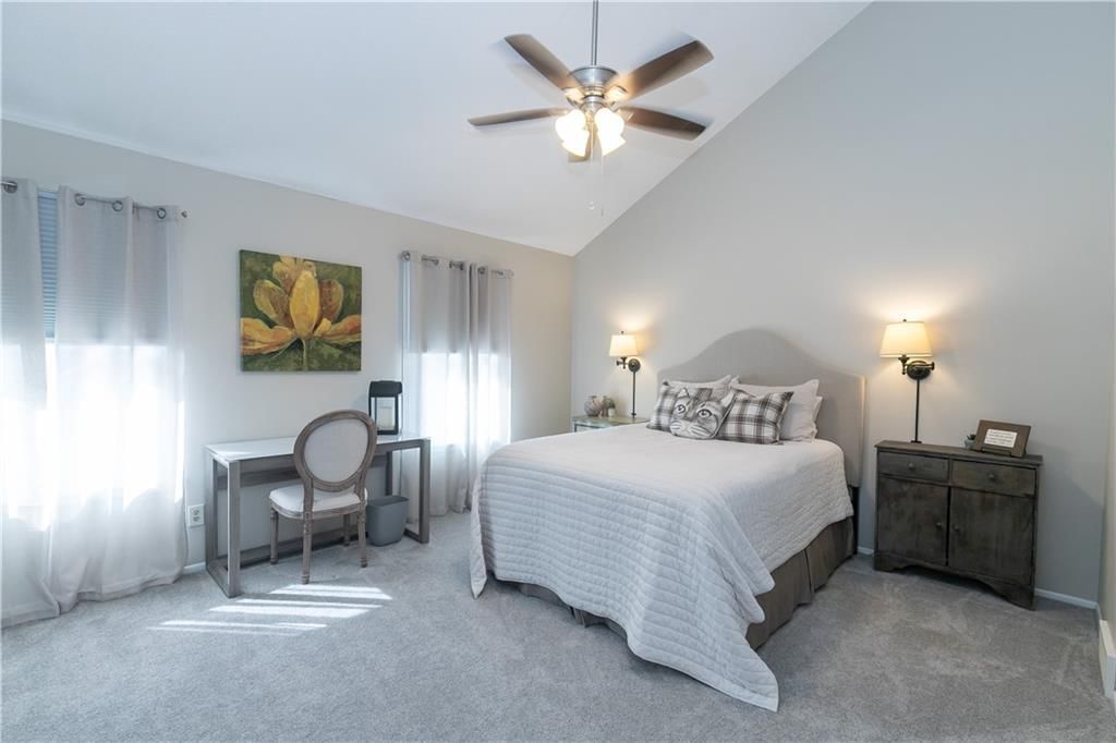 210 NE Bayview Drive — photo 21