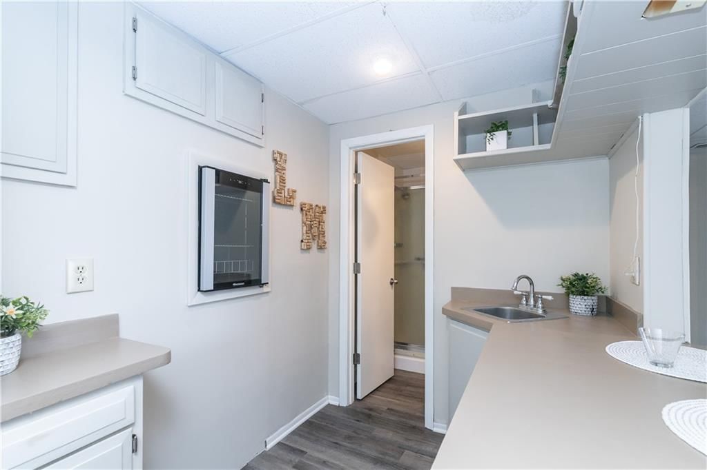 210 NE Bayview Drive — photo 23