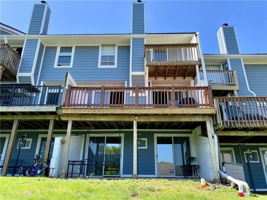 210 NE Bayview Drive — photo 30