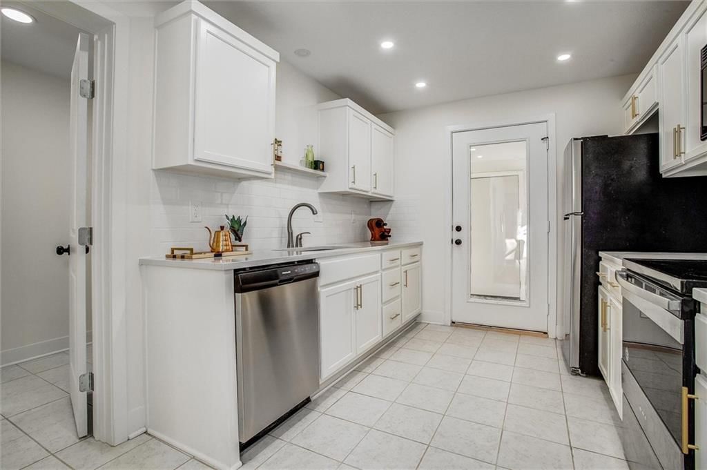 537 Ann Avenue — photo 11