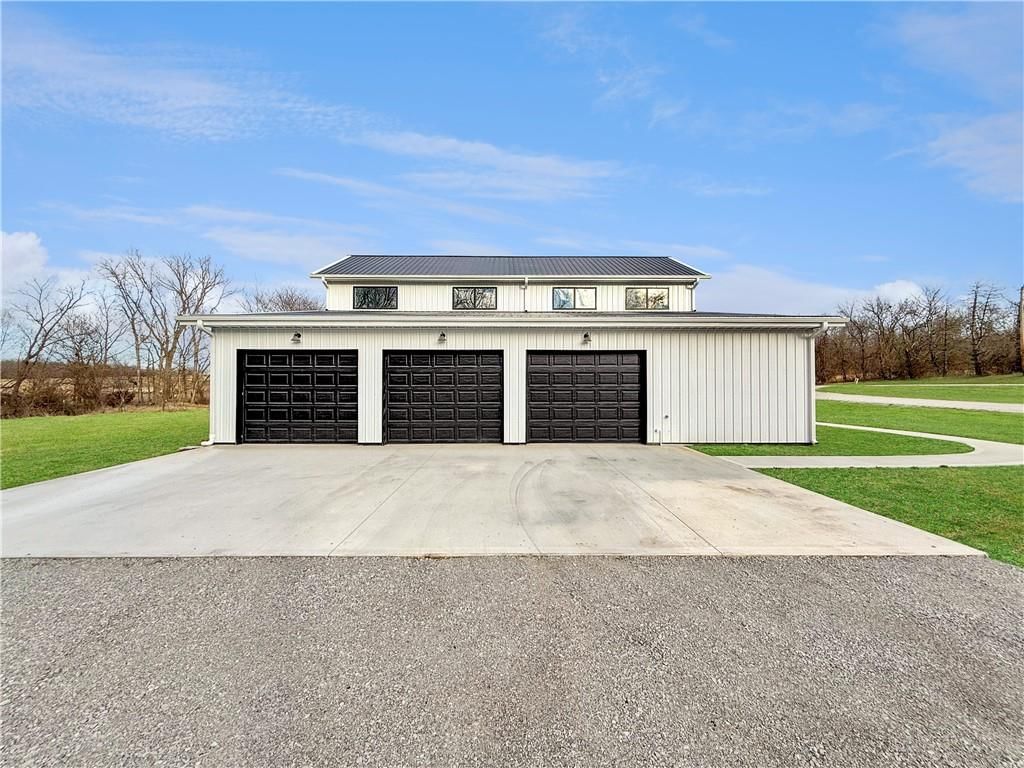 127 NW 1050th Road — photo 3