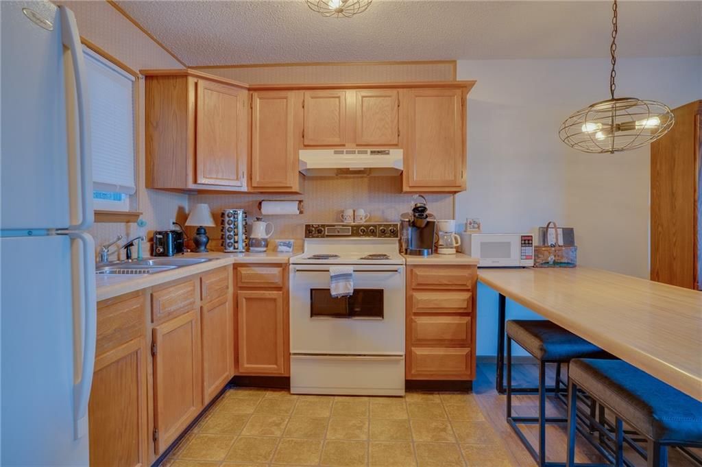 5499 Three Seasons Road — photo 3