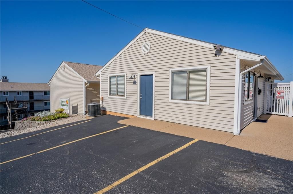 5499 Three Seasons Road — photo 46