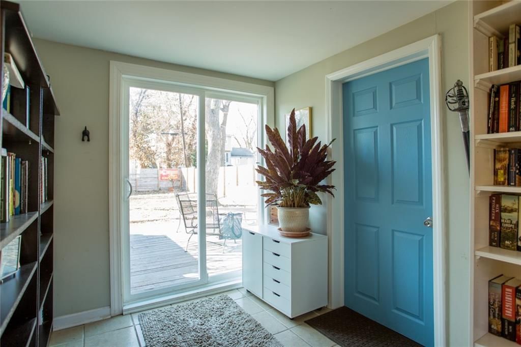 5326 Outlook Street — photo 22