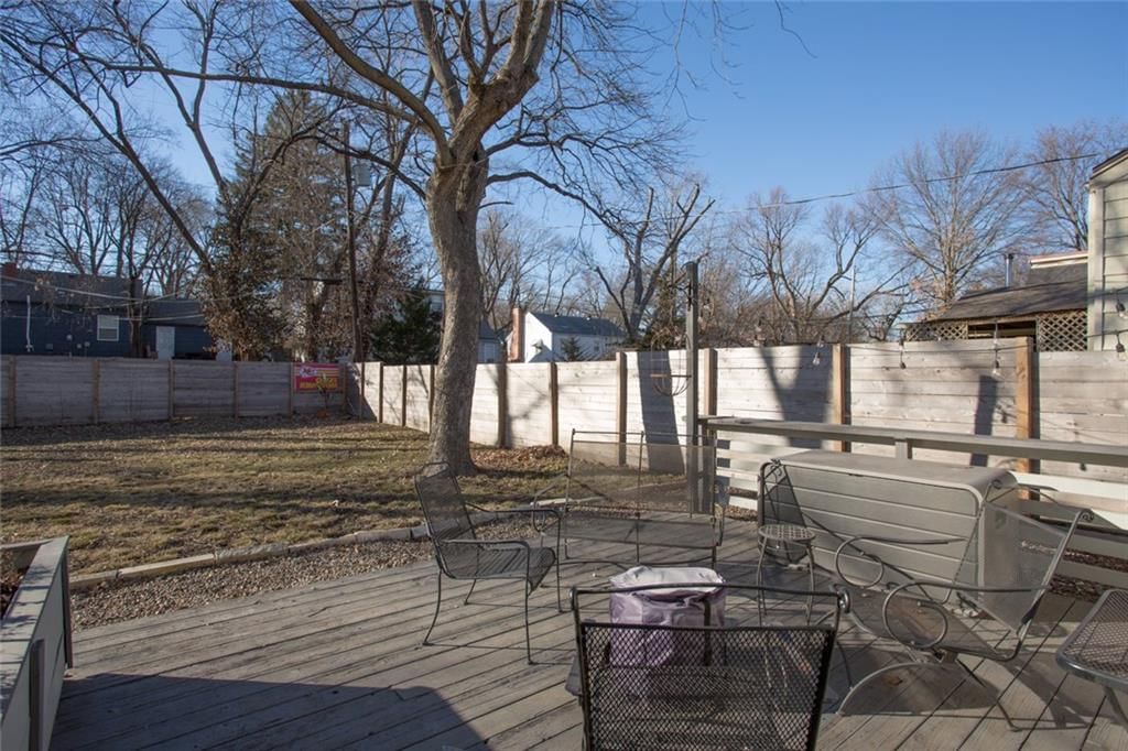 5326 Outlook Street — photo 33