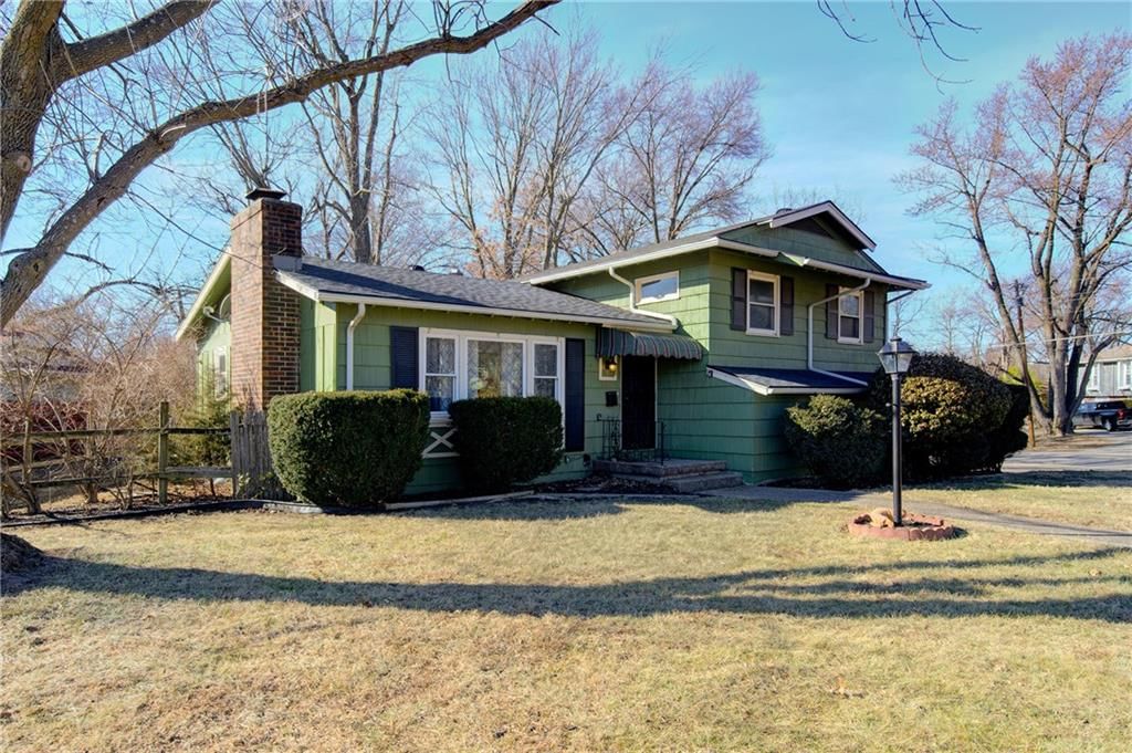 7900 Maple Avenue — photo 3