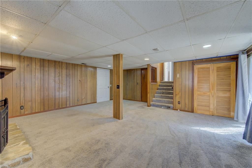 7900 Maple Avenue — photo 12