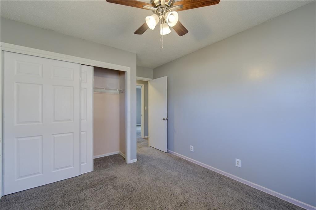 7900 Maple Avenue — photo 15