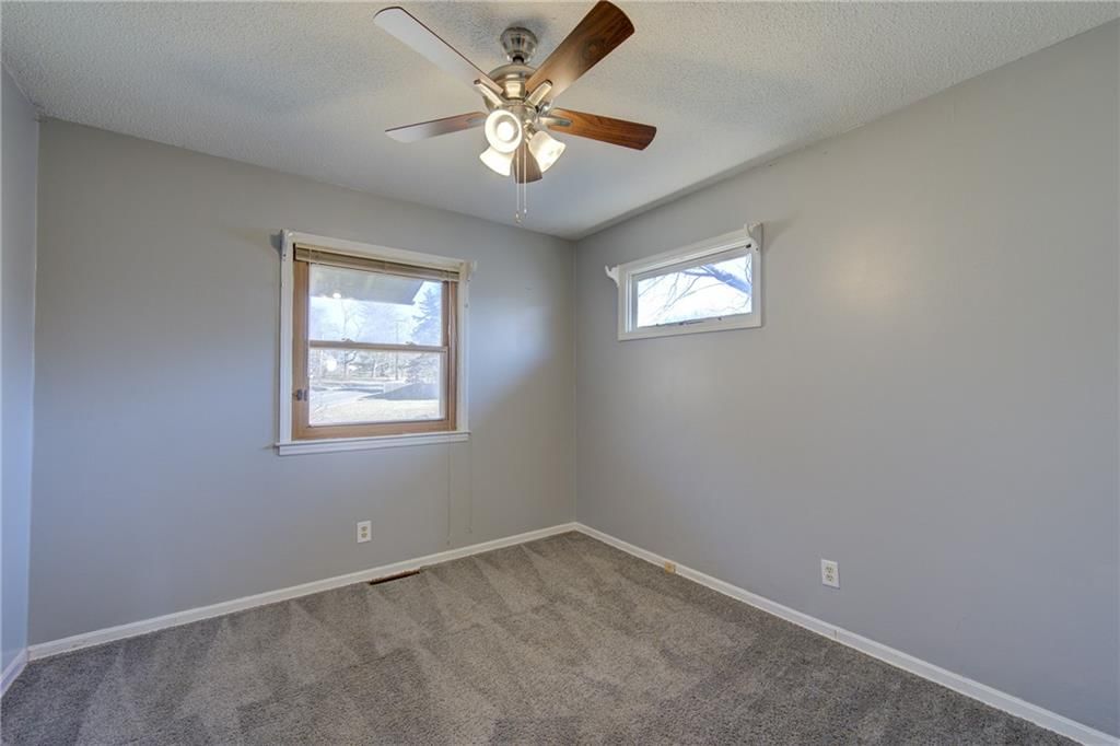 7900 Maple Avenue — photo 16