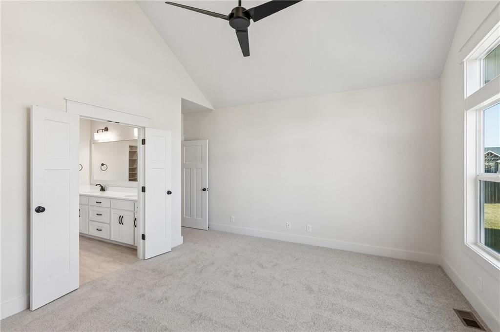 31732 W 164th Terrace — photo 14